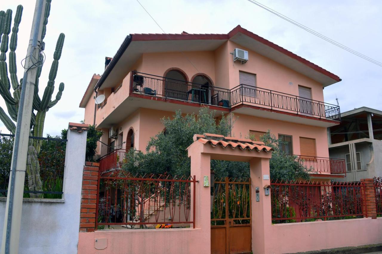 La Casa del Cuore Muravera Exterior foto