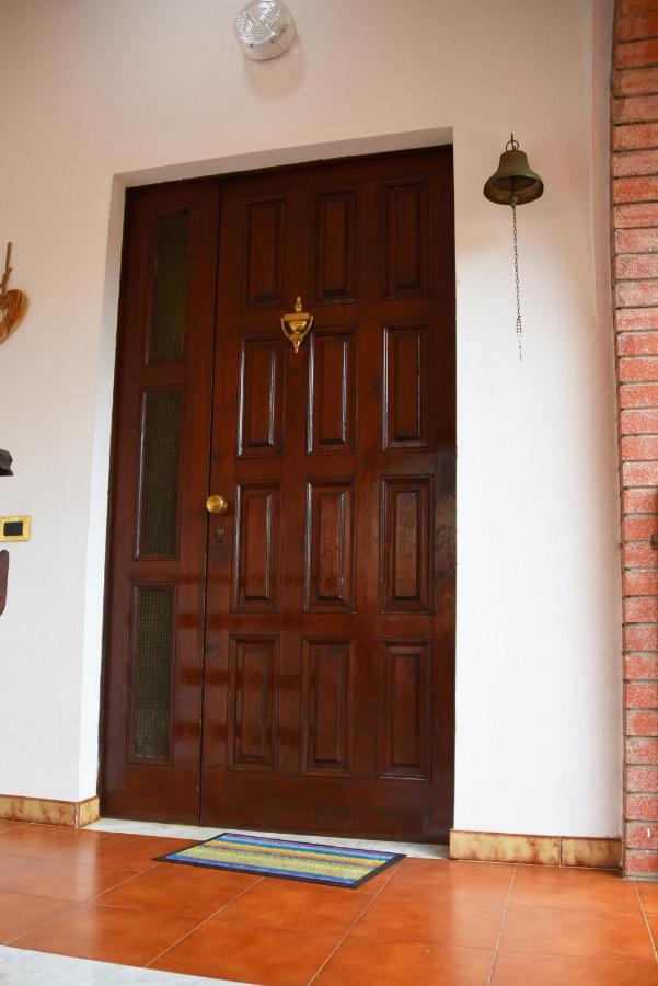 La Casa del Cuore Muravera Exterior foto